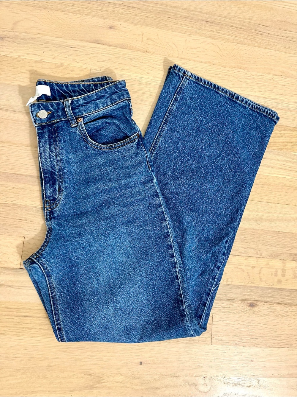 H&M Wide High Waisted Jeans in Mid Blue